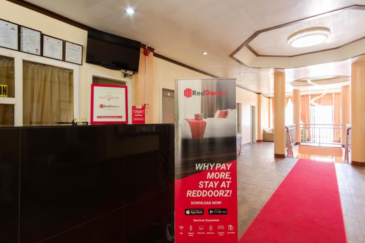 Reddoorz Plus @ Seaborne Hotel Subic Zambales Exteriör bild
